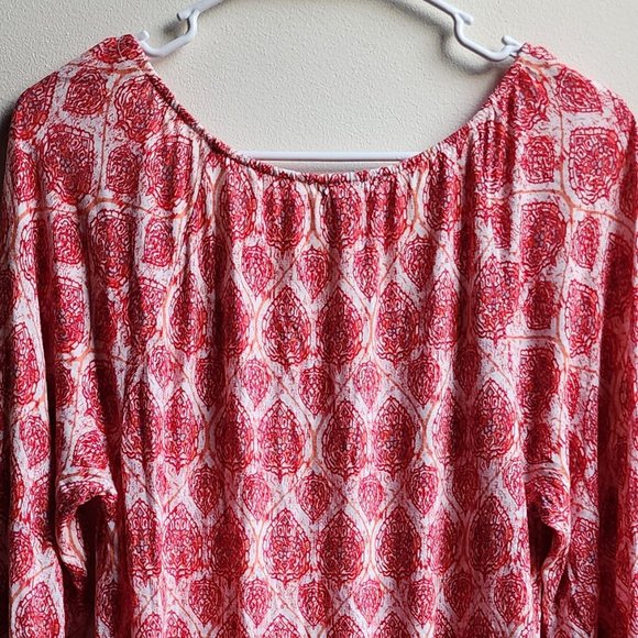 Old Navy Red/White/Pink Geometric Shape Scoop Neck Jersey Size Medium - Picture 12 of 12